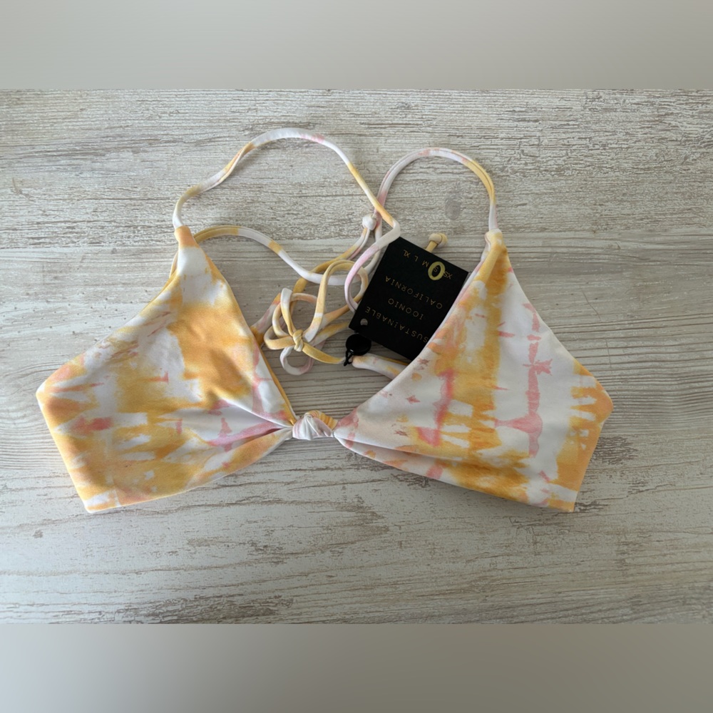 Skatie tie dye top NWT